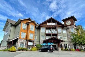 Old House Hotel in Vancouver Island