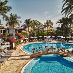 Pool - outdoor