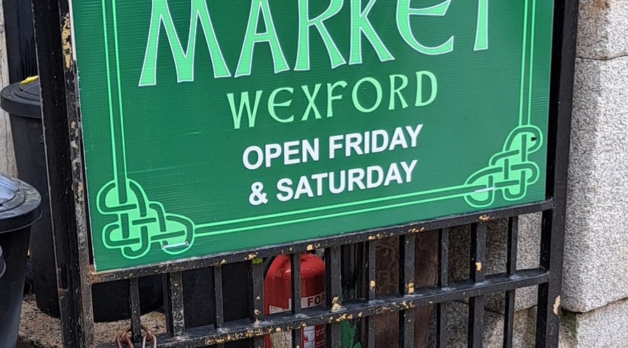 Another entrance to Market