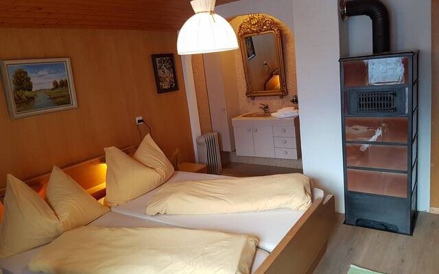 Doppelzimmer mit Balkon
