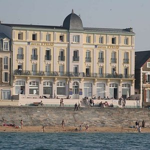 hotel kyriad saint malo plage vue sur mer