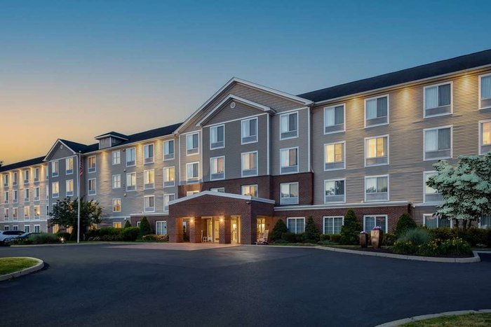 HOMEWOOD SUITES BY HILTON WALLINGFORD-MERIDEN $144 ($̶1̶8̶7̶) - Updated ...