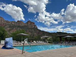 HOLIDAY INN EXPRESS SPRINGDALE - ZION NATL PARK AREA, AN IHG HOTEL ...