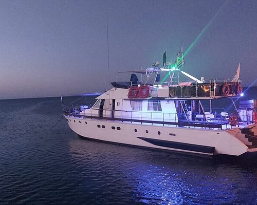 larnaca boat tour