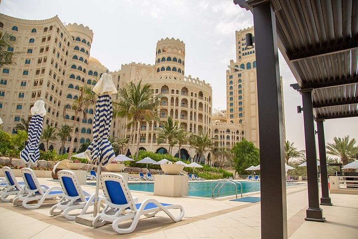 Al hamra village. Al Hamra Residence Village 5 ОАЭ. Al Hamra Residence 5 ОАЭ. Al Hamra Residence 5*. Эль ХАМРА Ливия.