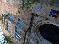 Yale Campus Tours : Free & Open to the Public - The Shops at Yale