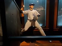 Yankees World Series trophy. - Picture of National Baseball Hall of Fame  and Museum, Cooperstown - Tripadvisor