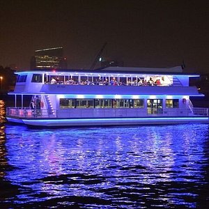 pier 7 yacht