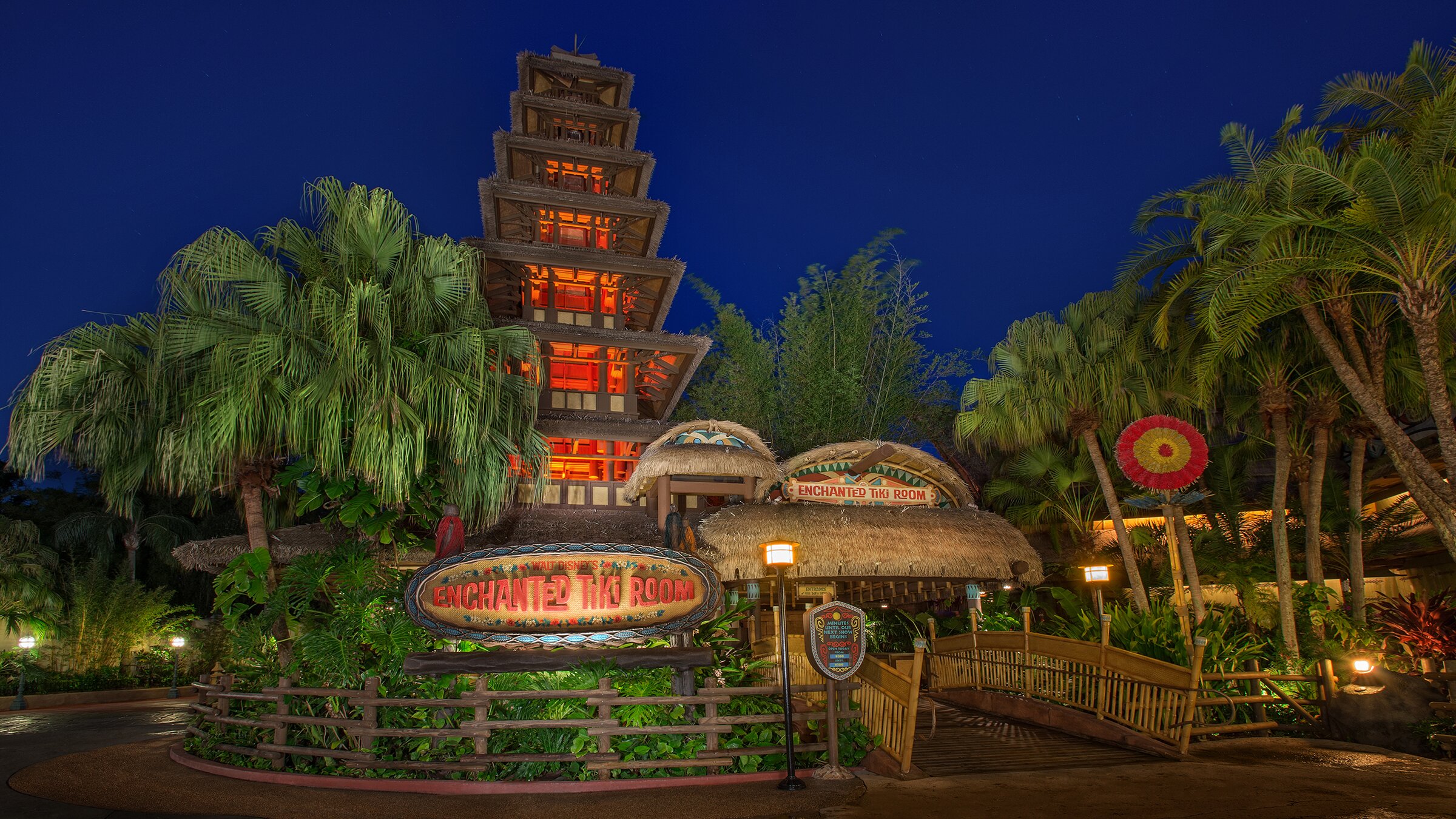 2025年 Walt Disney's Enchanted Tiki Room - 出発前に知って