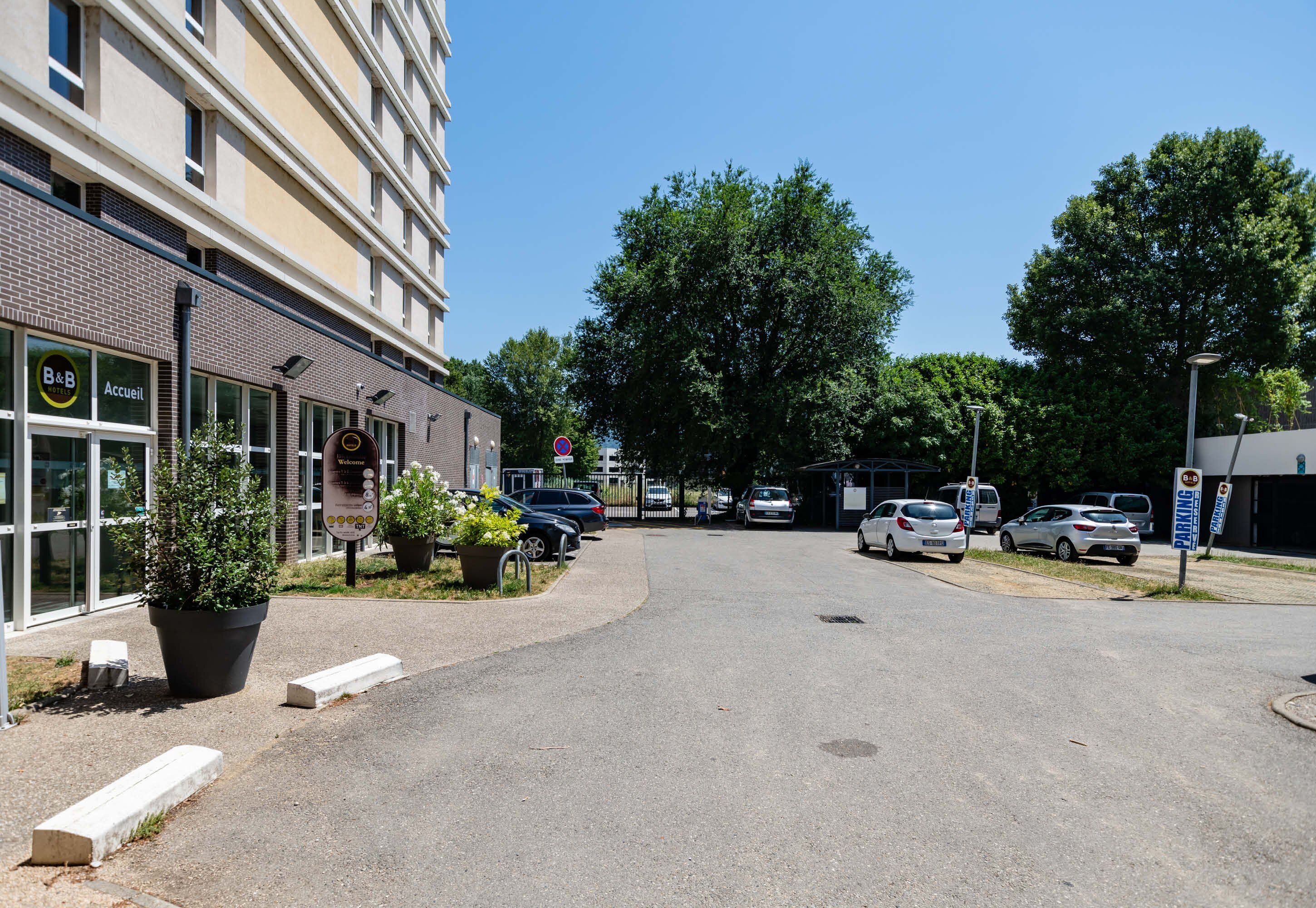 B&B HOTEL GRENOBLE CENTRE ALPEXPO - Prices & Reviews (France)