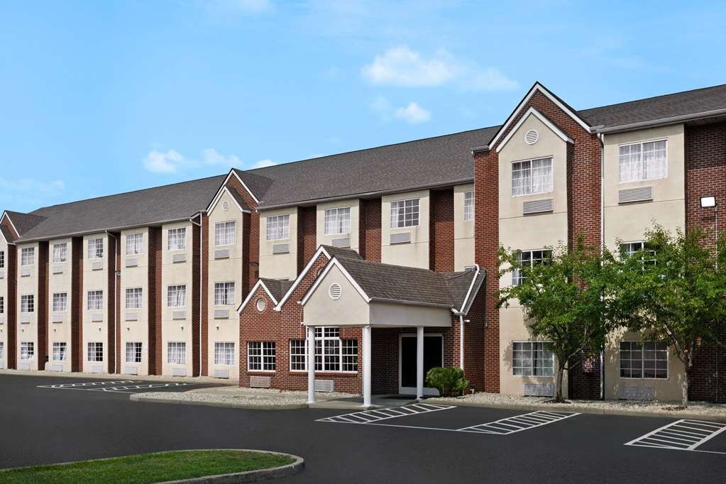 MICROTEL INN SUITES BY WYNDHAM FLORENCE CINCINNATI AIRPORT