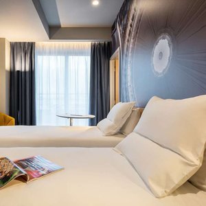 Guest room