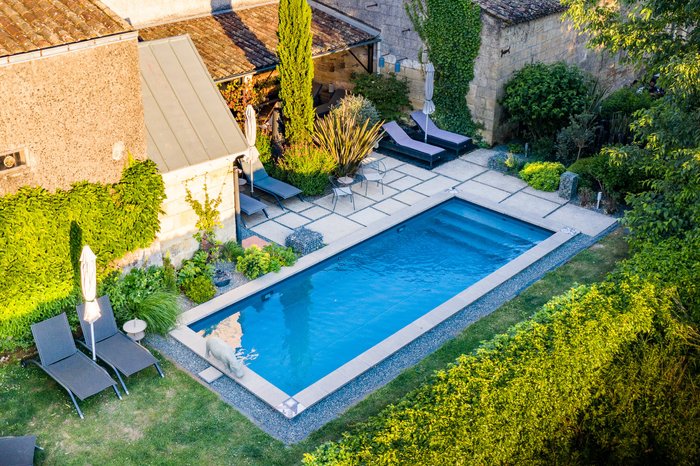 Country house 5 bedrooms + pool 10 minutes from Bordeaux Reviews