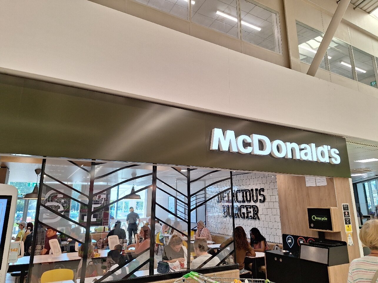 McDonalds, Hatfield - 레스토랑 리뷰 - 트립어드바이저