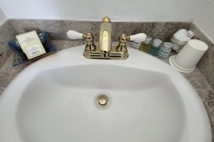 Room & Suite