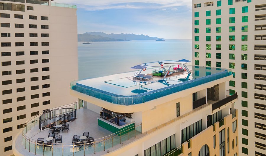 Grand Tourane Nha Trang - Infinity Swimming Pool