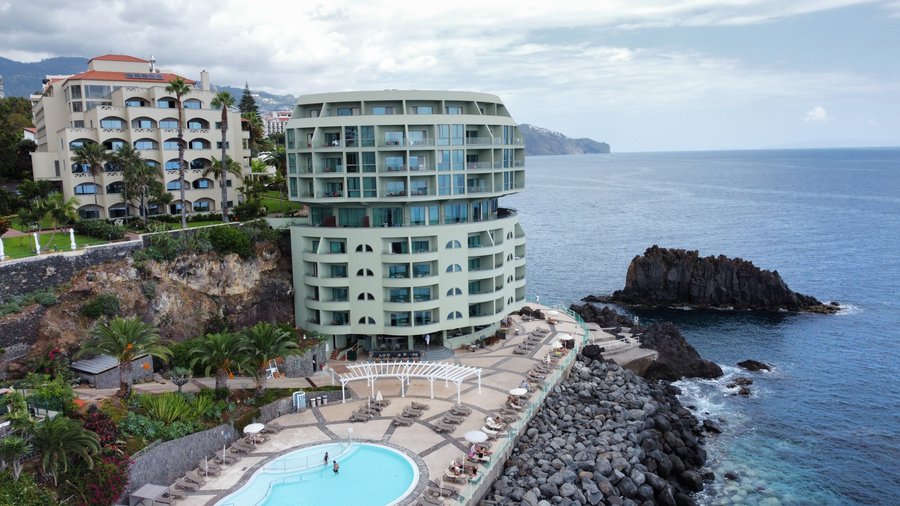 Pestana Vila Lido Madeira Hotel

Estamos de volta!
We are back!
Nous sommes de retour!
Wir sind zurück!
