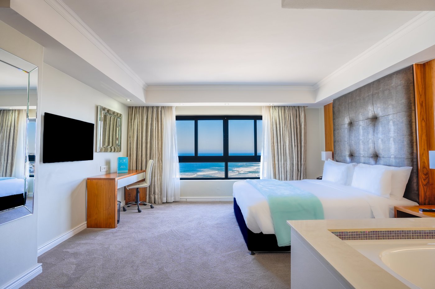 BLAAUWBERG BEACH HOTEL $67 ($̶9̶9̶) - Updated 2024 Prices & Reviews BLAAUWBERG BEACH HOTEL $67 ($̶9̶9̶) - Updated 2024... 