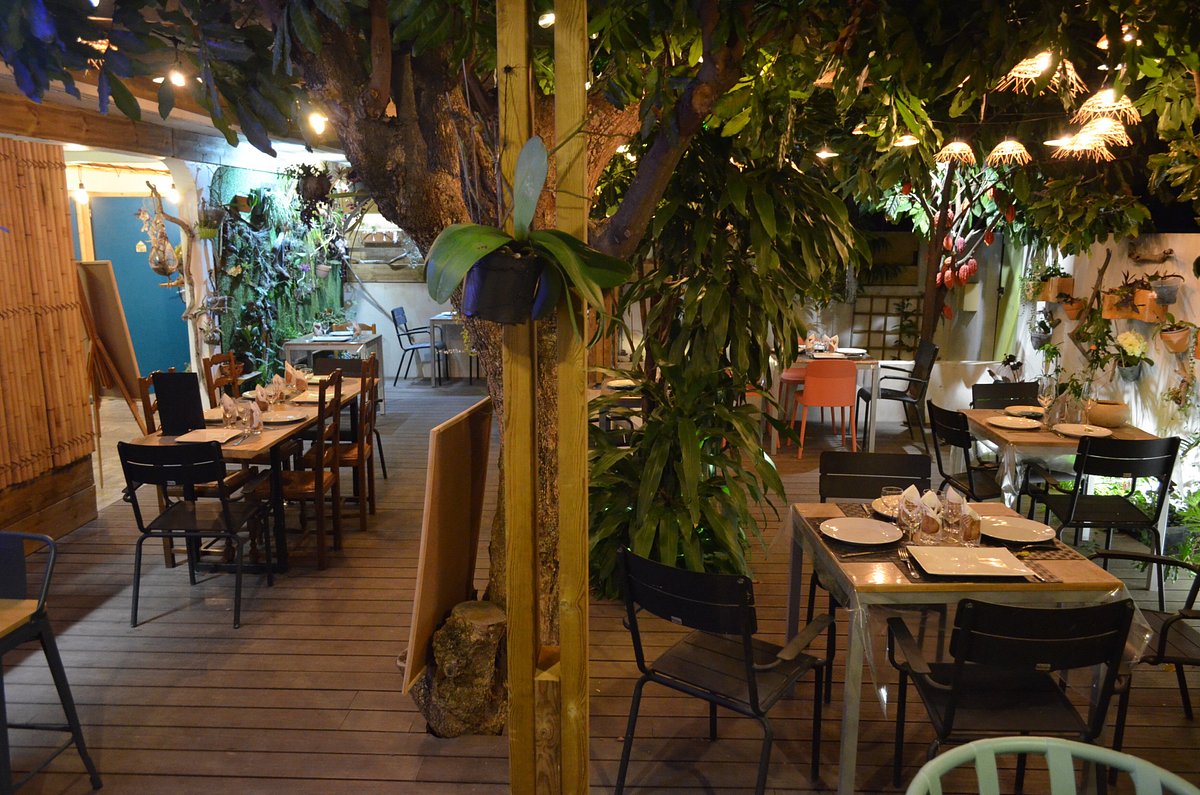 RESTAURANT LES PAILLES EN QUEUES, Saint-Louis - Menu, Prix & Restaurant  Avis - Tripadvisor