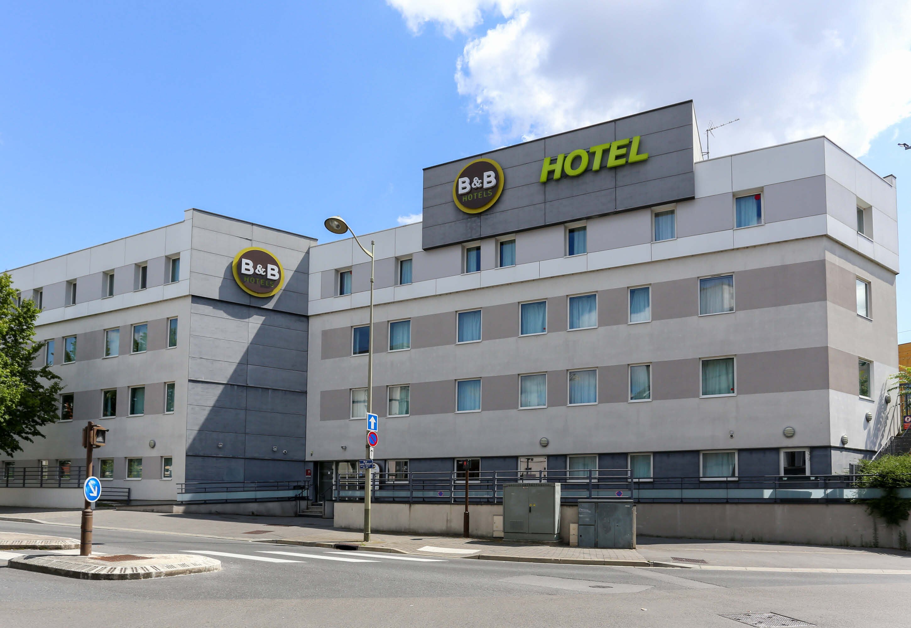 B&B HÔTEL REIMS CENTRE GARE - Updated 2024 Prices, Reviews, And Photos