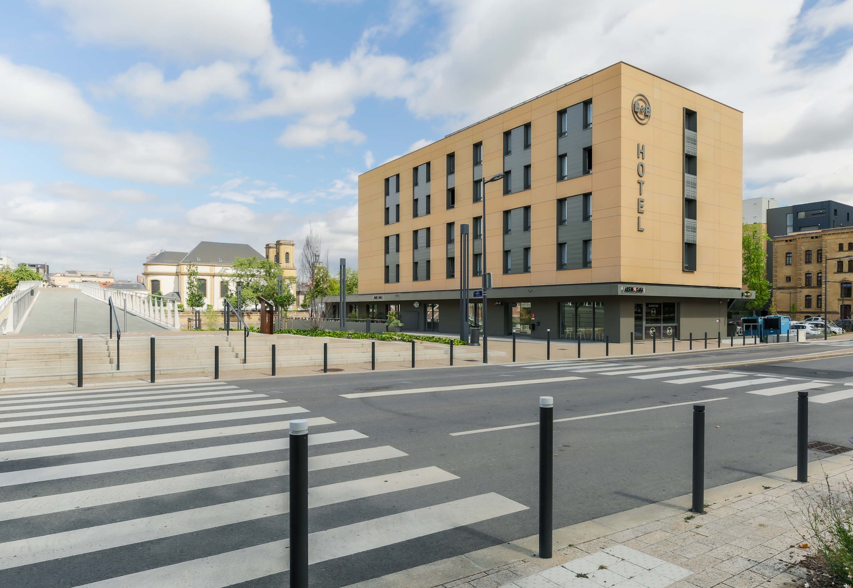 B&B HOTEL THIONVILLE CENTRE GARE : Tarifs 2024 Et 13 Avis