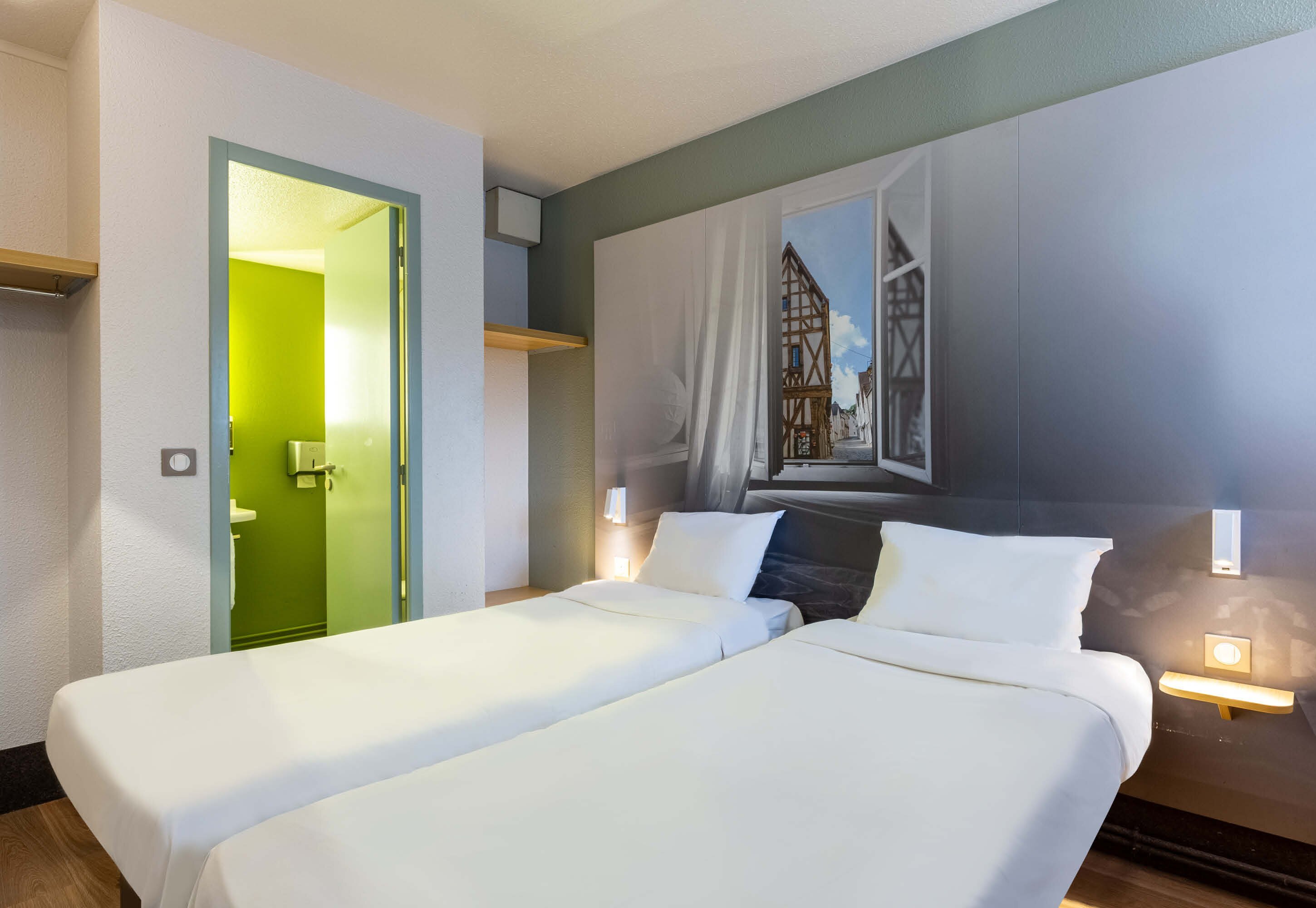 B&B HOTEL CHARTRES LE FORUM - Updated 2024 Prices, Reviews, And Photos