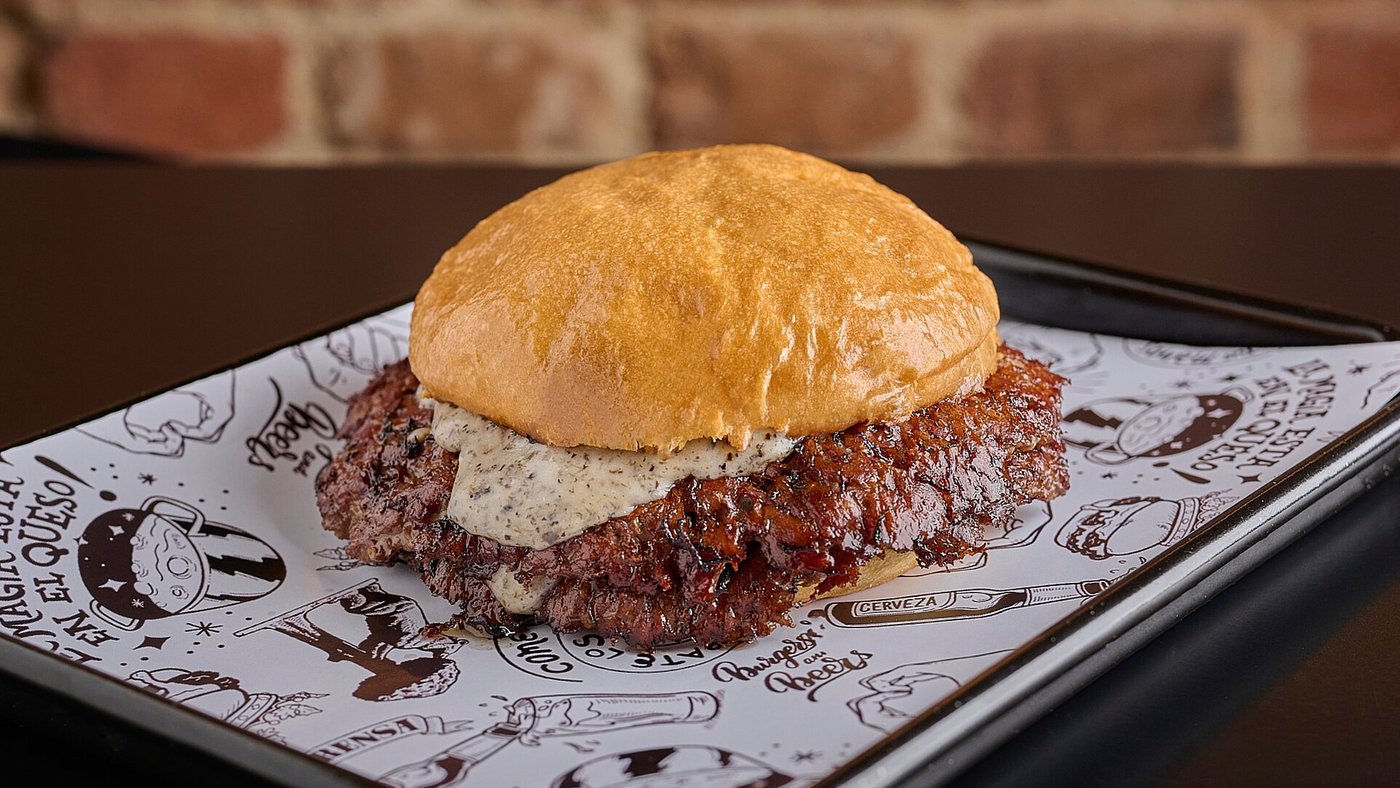 LA PRENSA BURGERS AND BEERS- MALASAÑA, Madrid - Barrio de Salamanca - Menu, Prices, Restaurant Reviews & Reservations - Tripadvisor