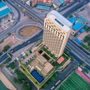 SUN & MOON, Riverside Hotel in Phnom Penh