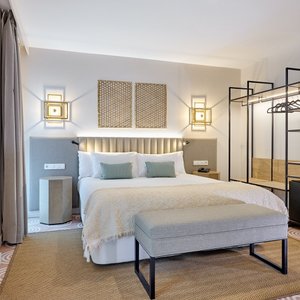 C84916 Guest Room