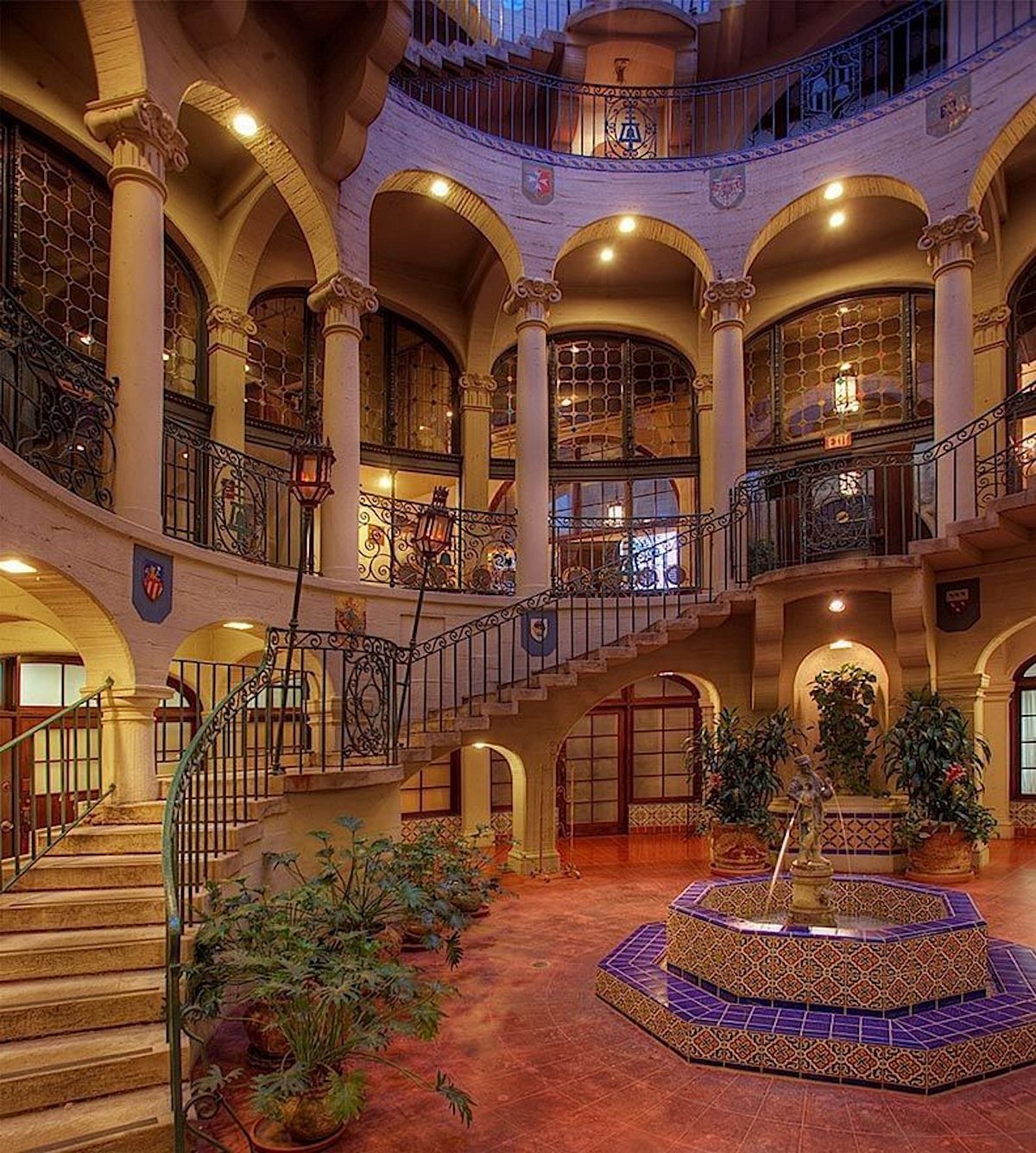 THE MISSION INN HOTEL & SPA (Riverside) - Hotel Reviews, Photos, Rate ...