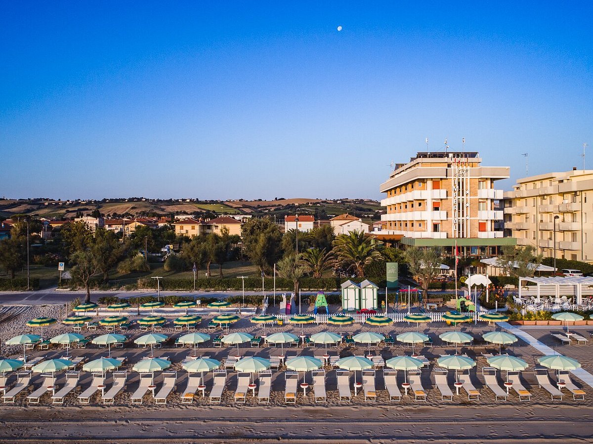 UNAWAY IMPERIAL BEACH HOTEL (Маротта) - отзывы, фото и сравнение цен -  Tripadvisor