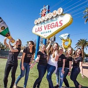 Vegas Girls Night Out - Hop in the limo and pop open the bubbly! Our limos  are so popular right now because they create their very own unique #Vegas  experience! Every limo