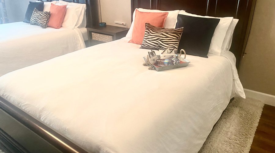 Double Queen Room