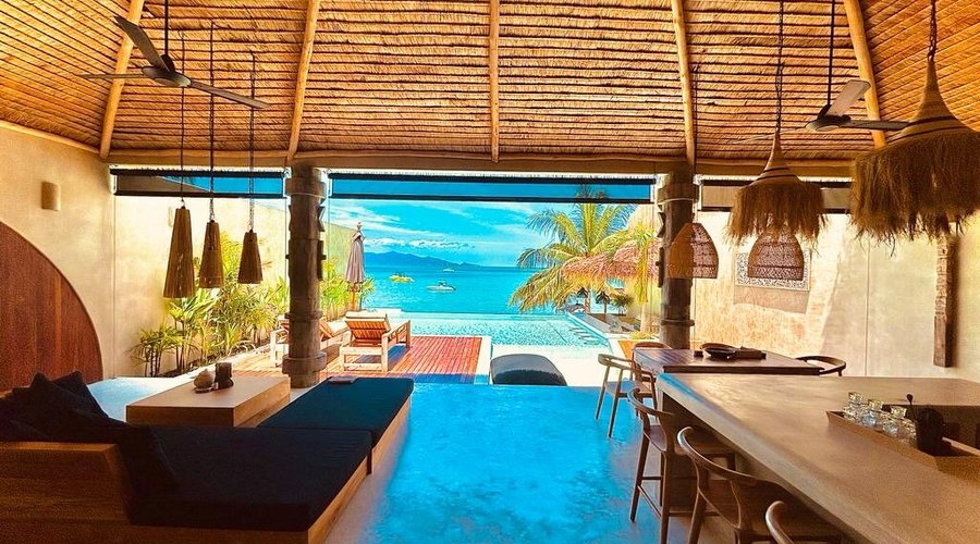 Villa Jogglo front beach at Karma Resort