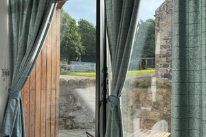 Room & Suite