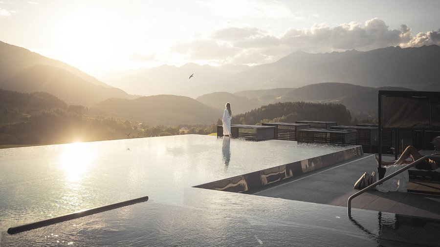 Adults Only Skypool