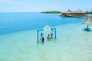 Piscine et plage