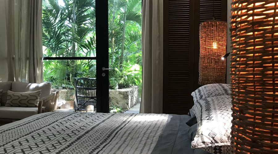 THE MANGO SUITE