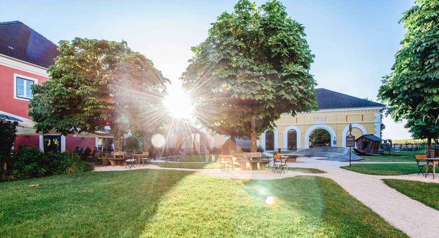 Abendstimmung im Gastgarten.