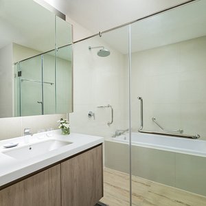 Bathroom of Two Bedroom Premier