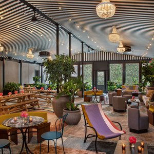 Moxy Brooklyn Williamsburg in Brooklyn
