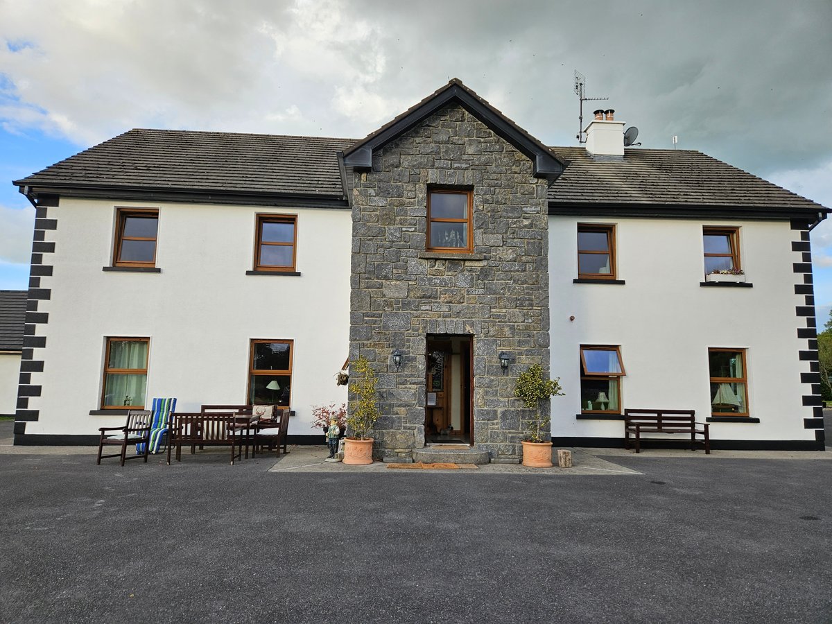 CORRIB VIEW LODGE - Updated 2024 Prices & Reviews (Galway, Ireland)