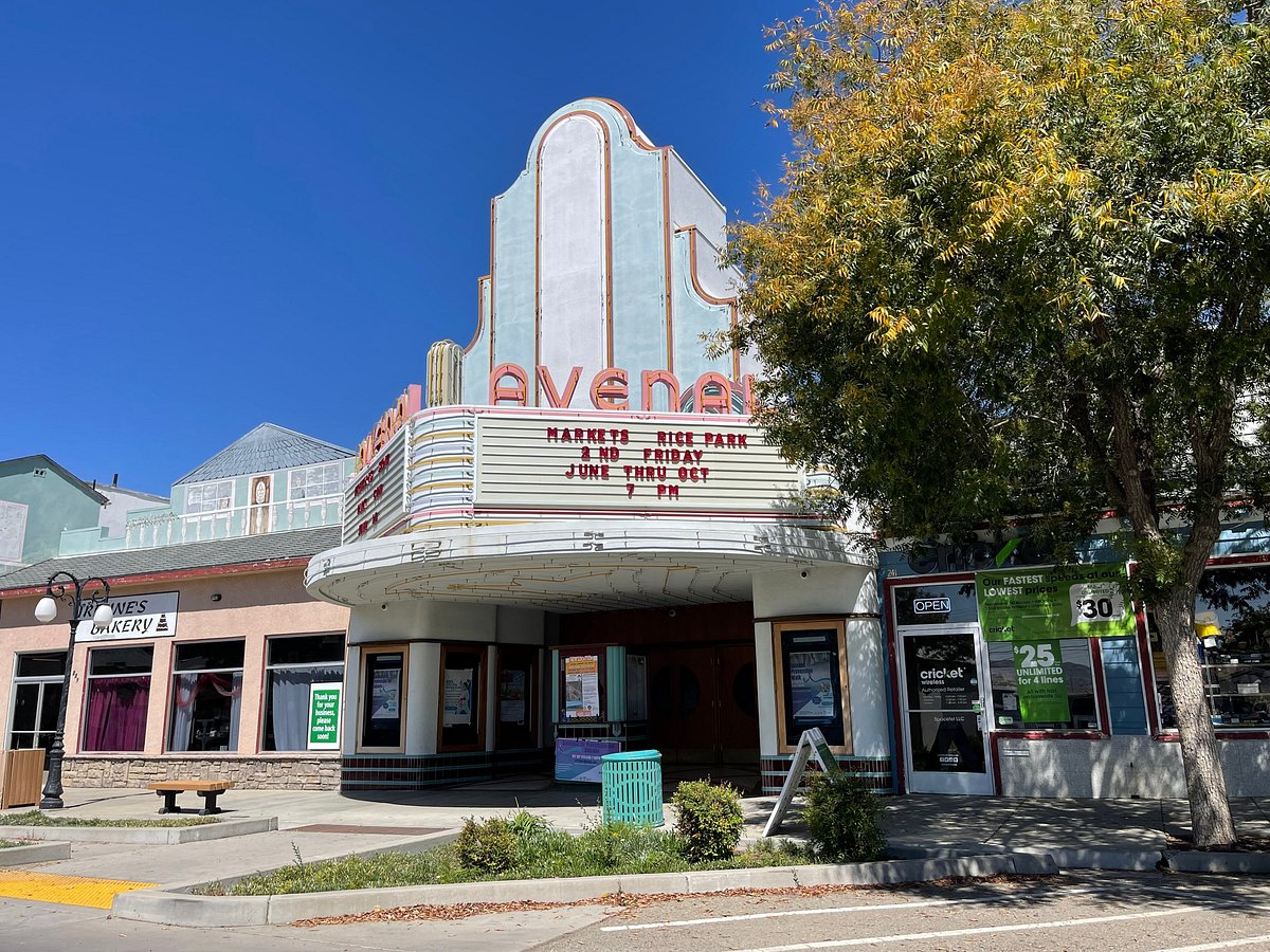 Historic Avenal Theater ?w=1200&h= 1&s=1