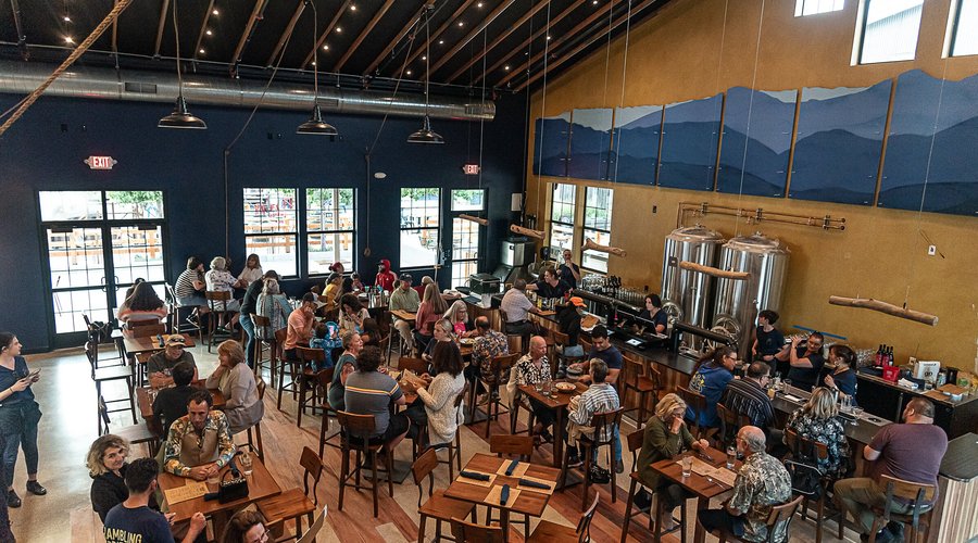 Rambling Spirits Bar and Grill