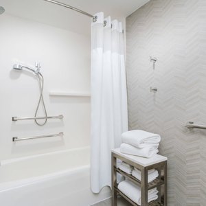 Courtyard by Marriott Orlando Downtown in Orlando, image may contain: Hotel, Inn, Condo, Resort