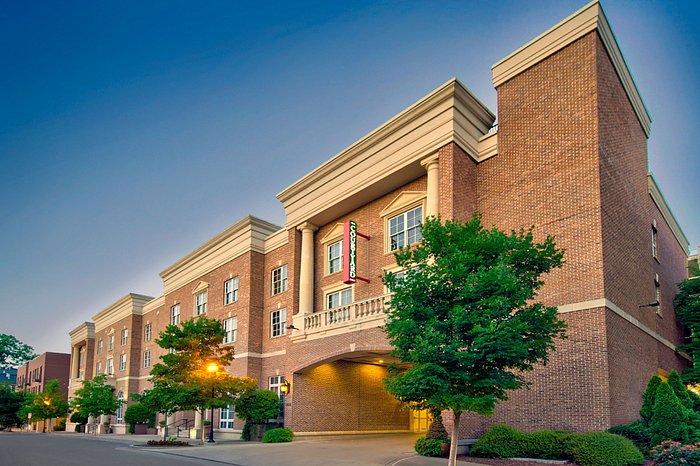 31 Amenities You Had No Idea Were Offered at The Mall at Green Hills