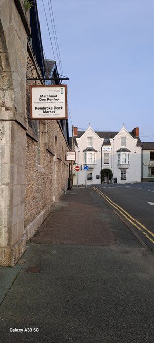 the dolphin hotel pembroke