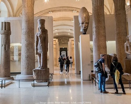Travel Curious Often - A Walk through Musée du Louvre