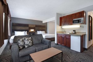 Room & Suite