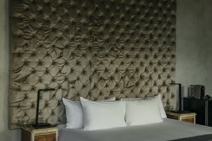 Room & Suite